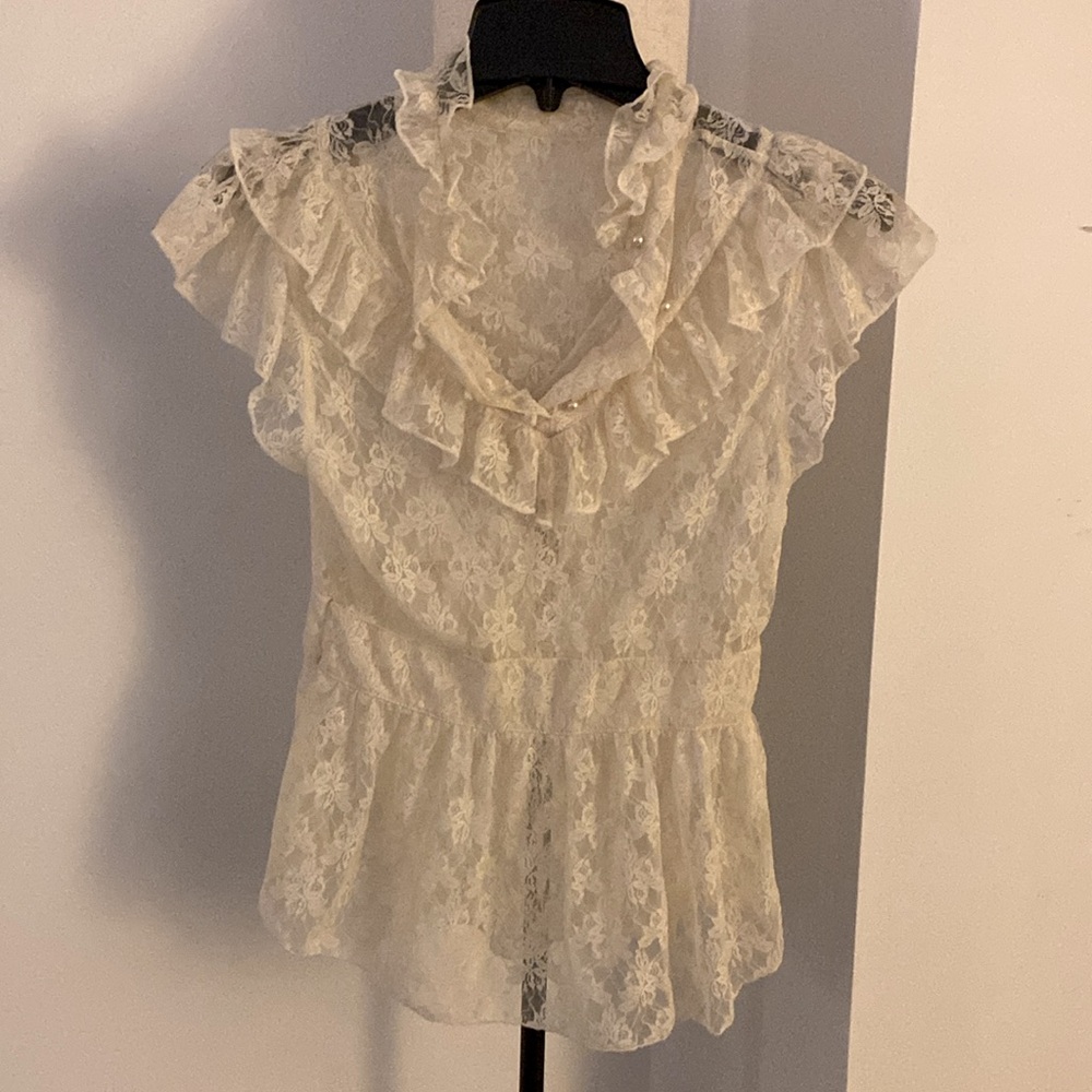 Vintage lace top beautiful sexy women’s small pearl buttons hot girl summer